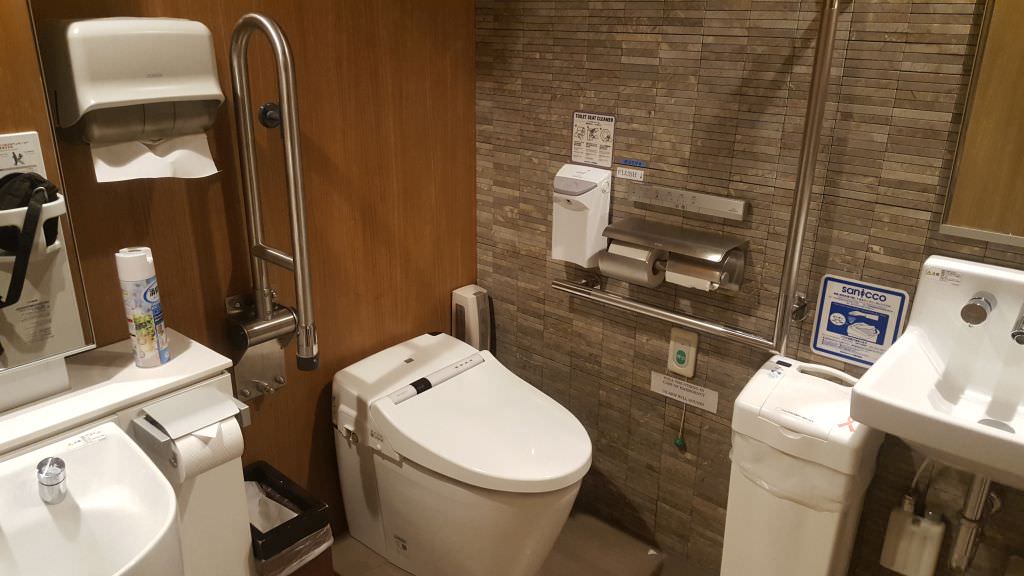 Öffentliche Toilette in Japan