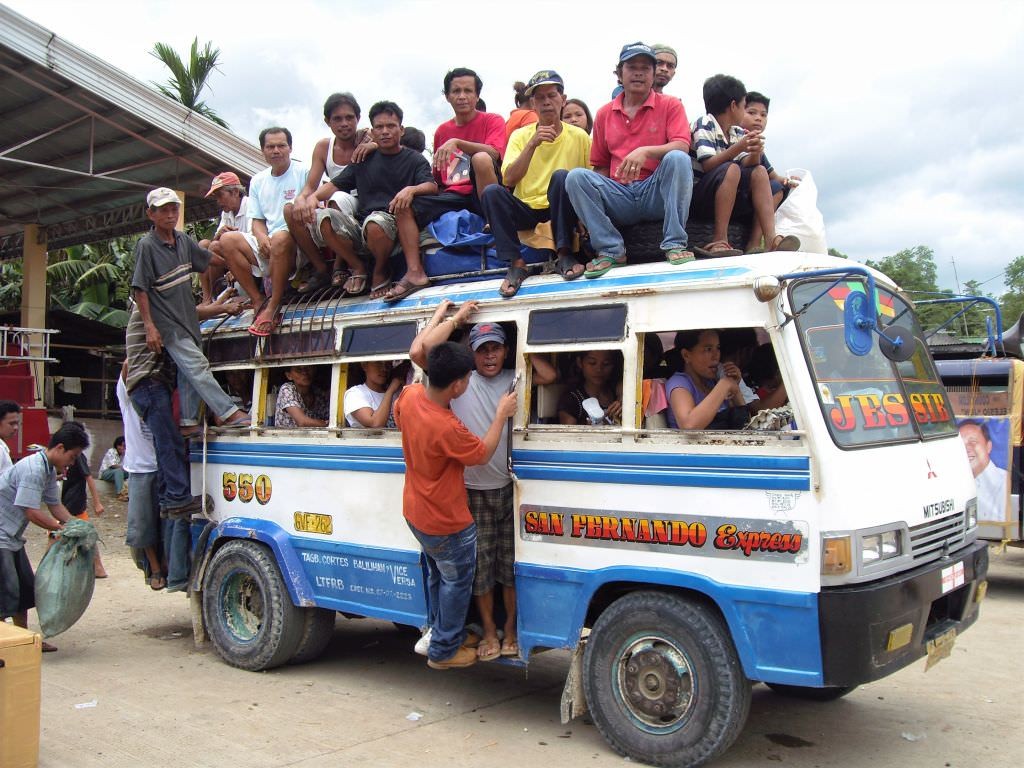 Öffentlicher Bus auf den Philippinen